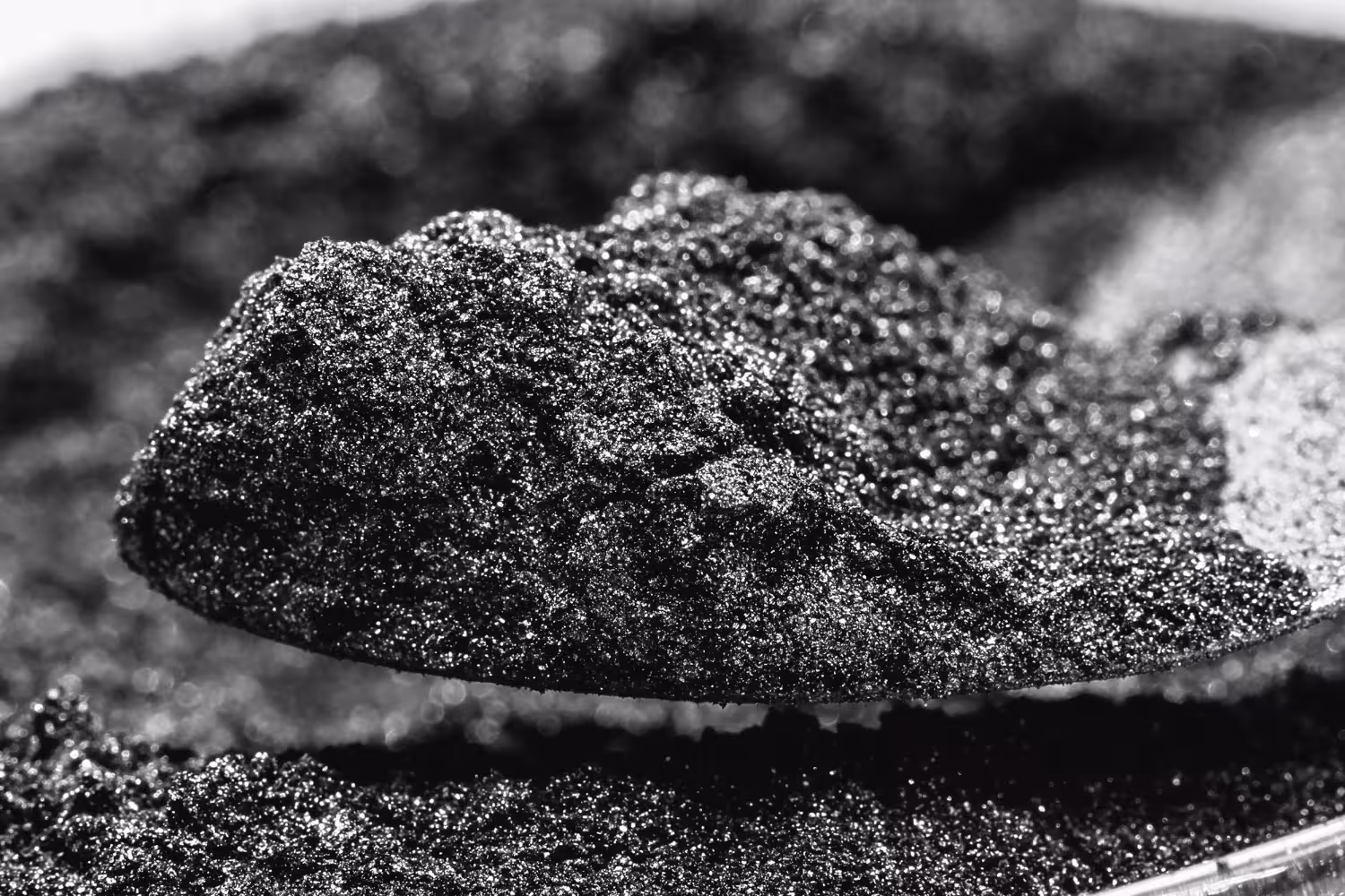 Additive manufacturing equipment using specialty metal powders